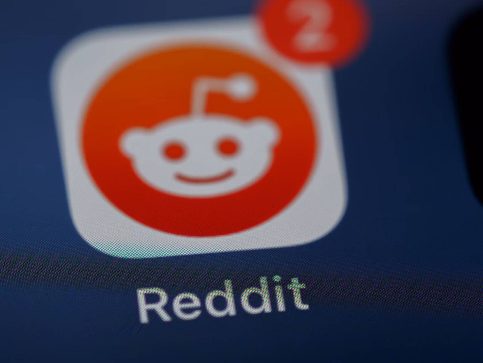 Home 1 Reddit's first quarterly profit 2025